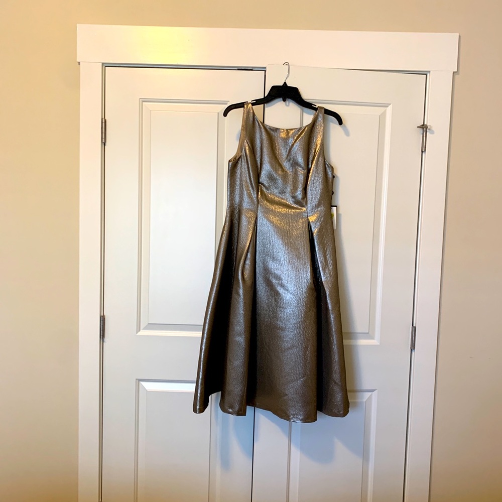 Adrianna Papell tea- length metallic cocktail dress